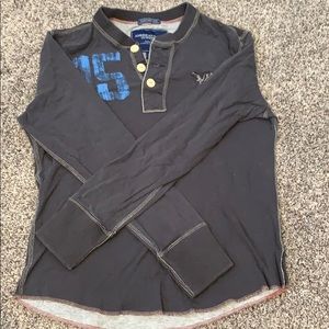 American Eagle Men’s Long Sleeve Henley